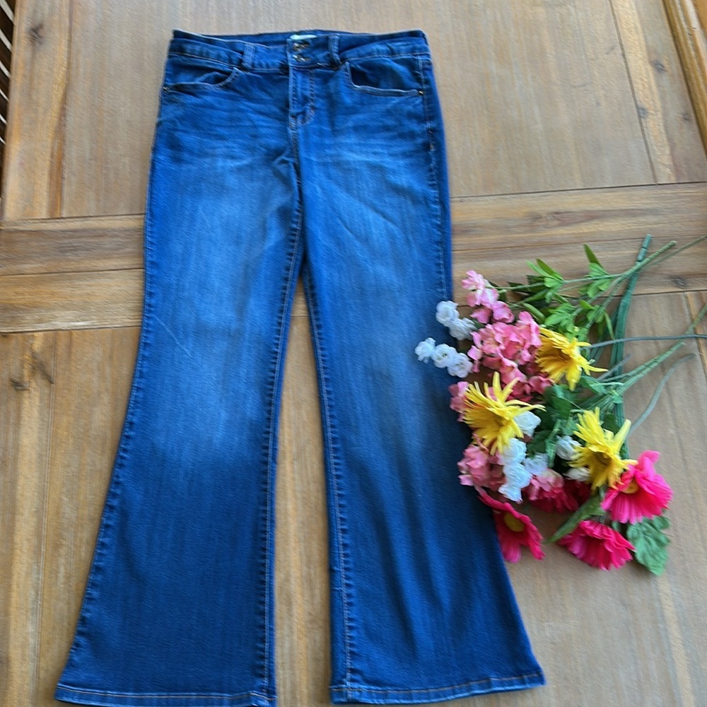 generation by Celebrity Pink Juniors Bootcut Jeans Size 13/31